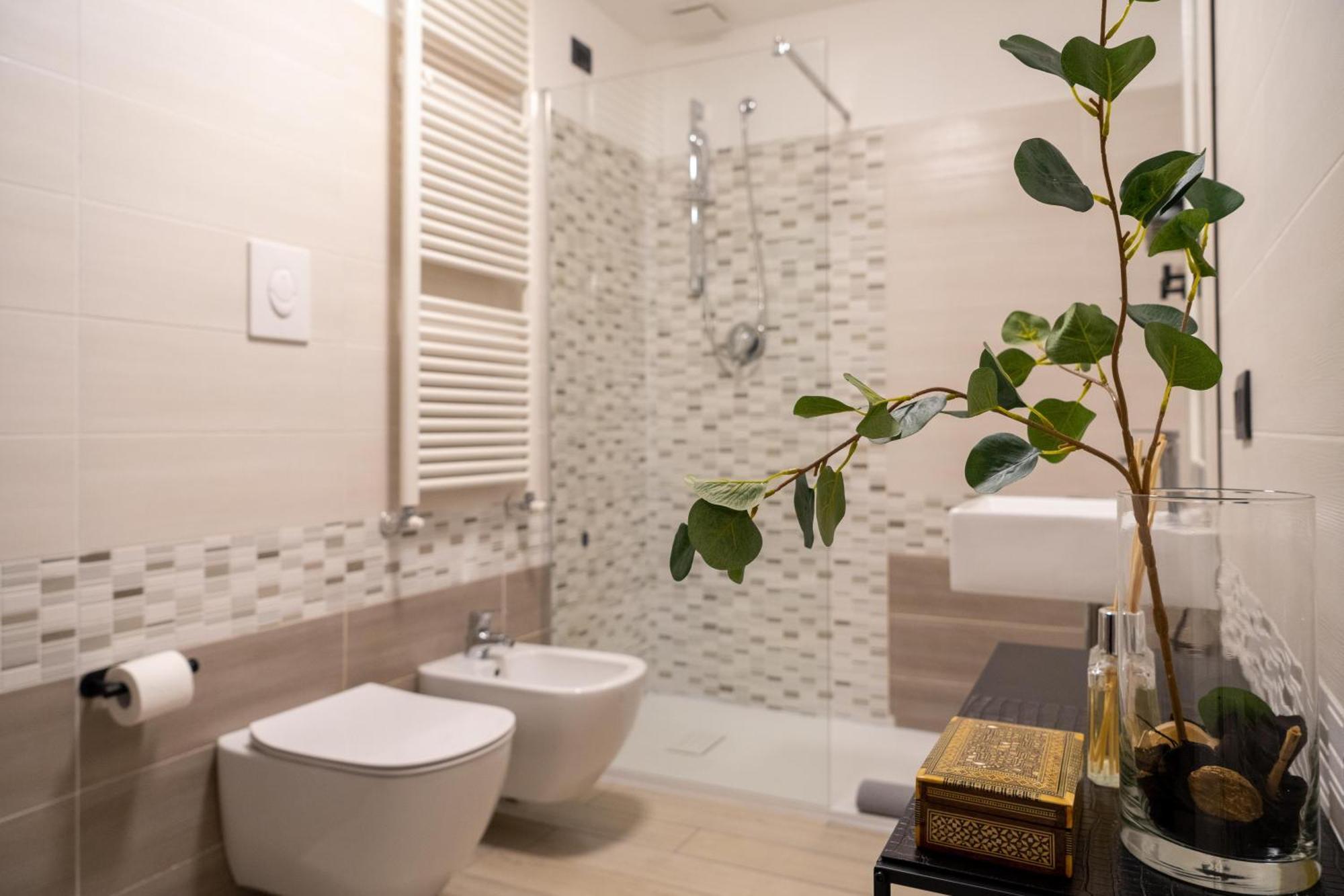 Vista Dolce Isola _ Lakeview Pool, Terrace & Garden Apartment Argegno Δωμάτιο φωτογραφία