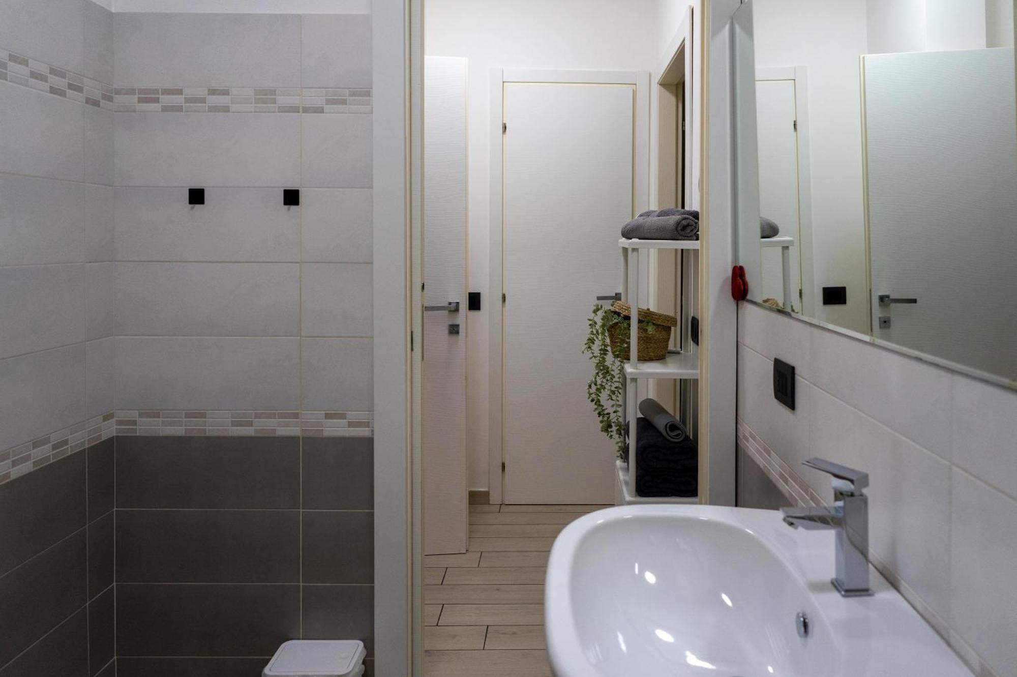 Vista Dolce Isola _ Lakeview Pool, Terrace & Garden Apartment Argegno Δωμάτιο φωτογραφία