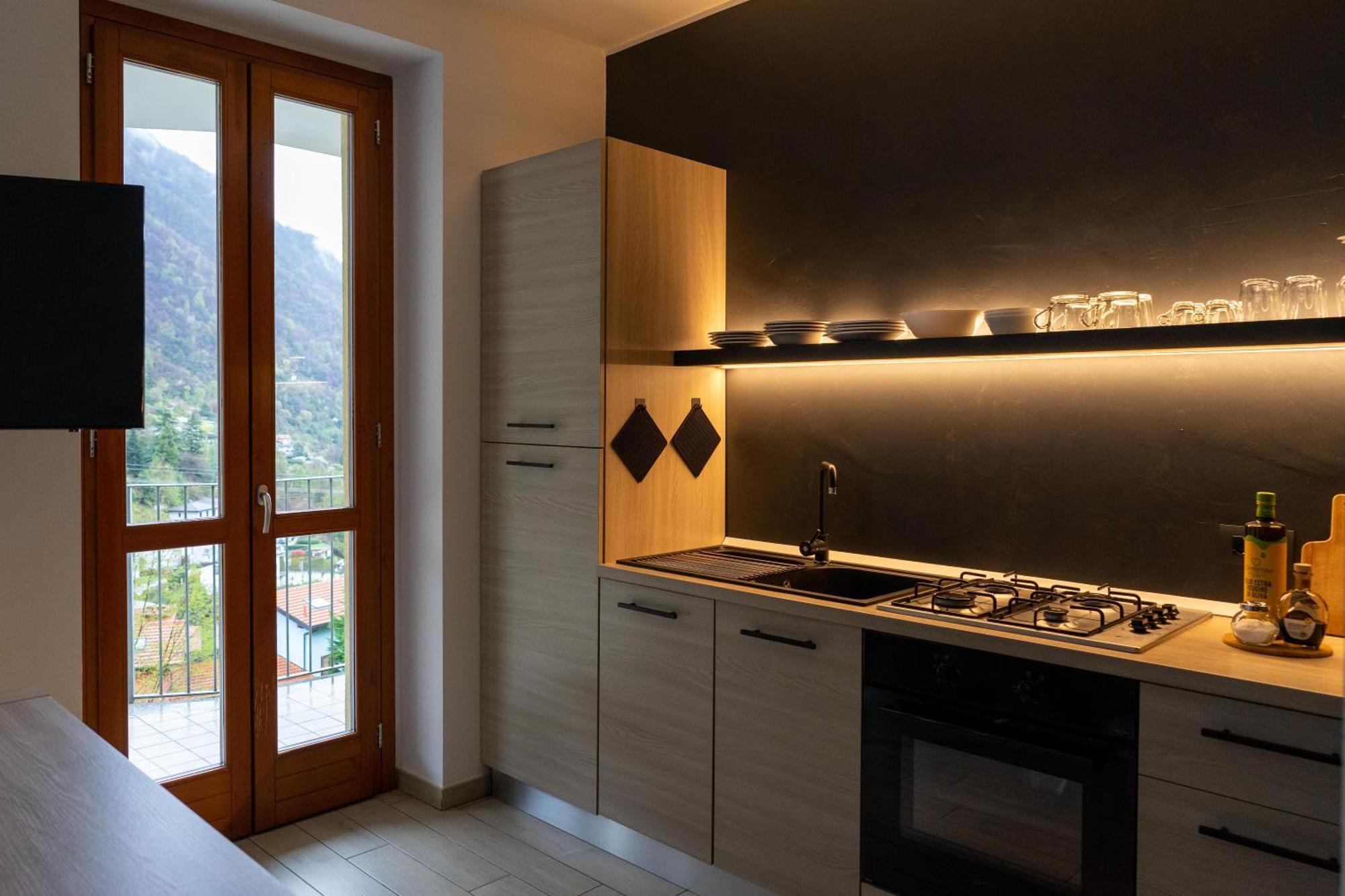 Vista Dolce Isola _ Lakeview Pool, Terrace & Garden Apartment Argegno Δωμάτιο φωτογραφία